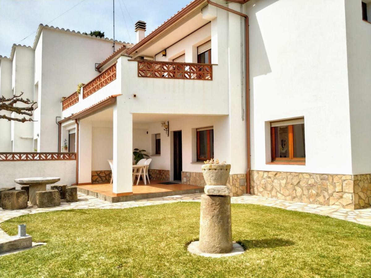 Vacay Apartamento Montgo, Agradable Jardin! En Costa Brava L'Escala! Dış mekan fotoğraf
